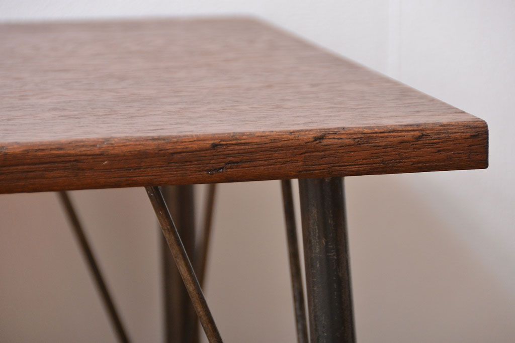 アンティーク家具　アンティーク　鉄脚センターテーブル(ディスプレイ台)(2)