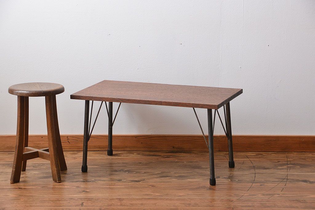 アンティーク家具　アンティーク　鉄脚センターテーブル(ディスプレイ台)(2)