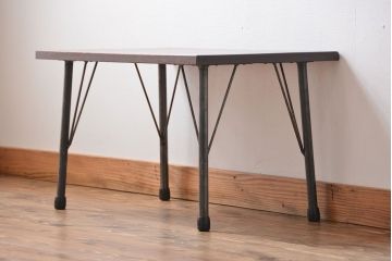 アンティーク雑貨　アンティーク　鉄脚センターテーブル(ディスプレイ台)(3)