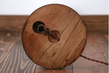 和風な小さなスタンドランプ(ぼんぼり)