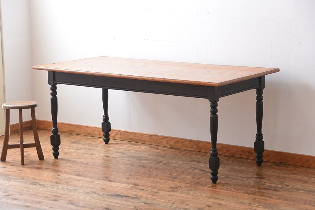 アンティーク家具　アンティークペイント　ダイニングテーブル