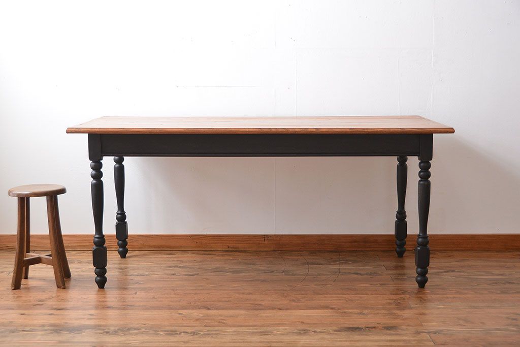 アンティーク家具　アンティークペイント　ダイニングテーブル