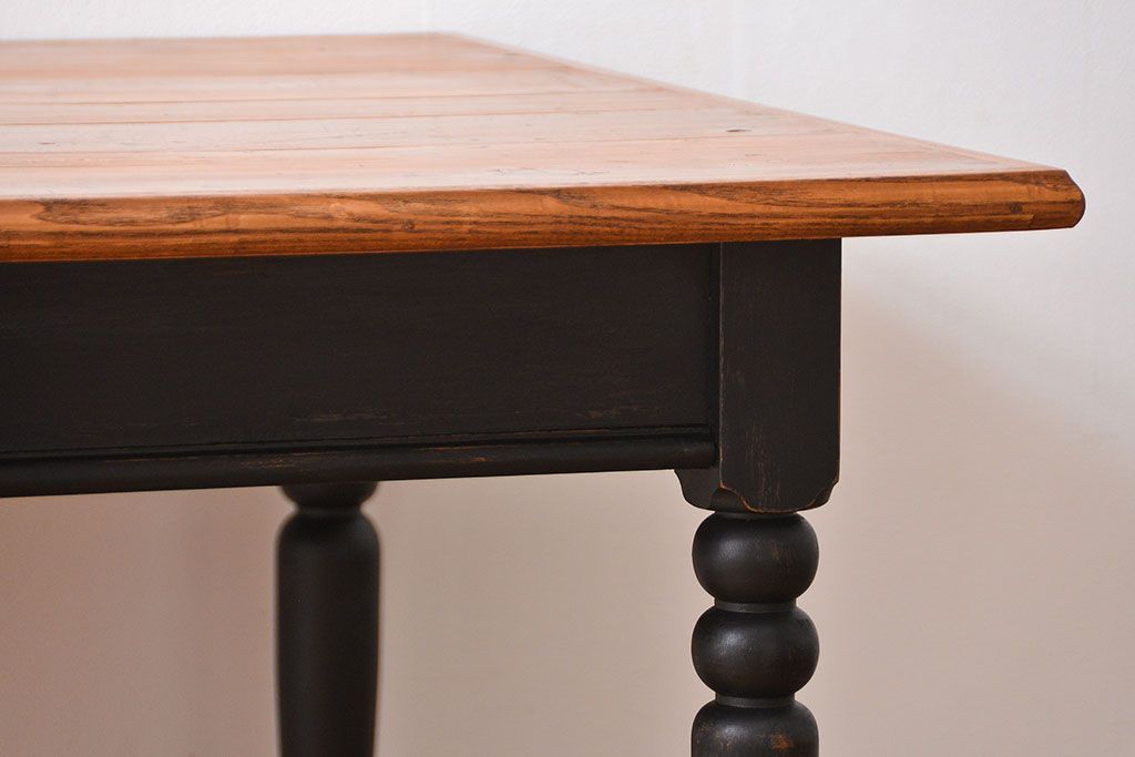 アンティーク家具　アンティークペイント　ダイニングテーブル