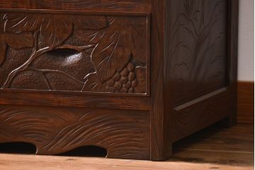 中古　伝統工芸軽井沢彫り　収納棚