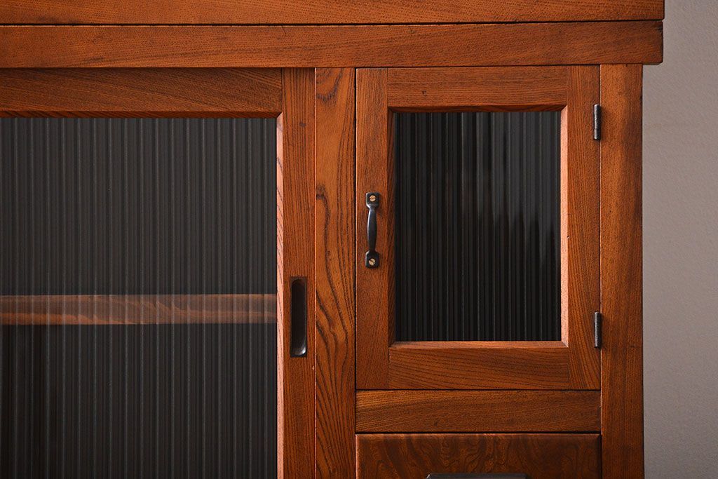 アンティーク家具　古民具・骨董　欅材!重ね水屋箪笥