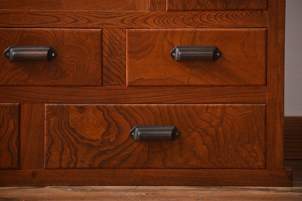 アンティーク家具　古民具・骨董　欅材!重ね水屋箪笥