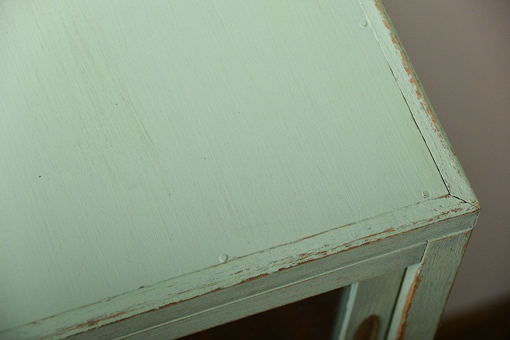 アンティーク家具　アンティークペイント　小振りな食器棚