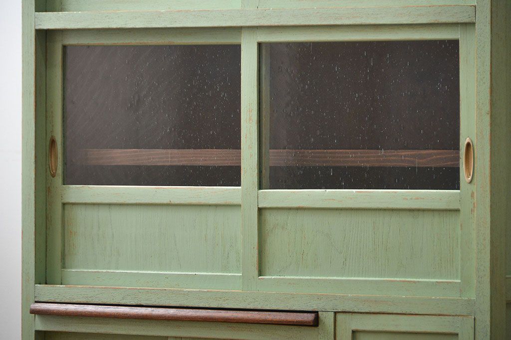 アンティーク家具　アンティークペイント　小振りな食器棚