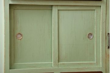 アンティーク家具　アンティークペイント　小振りな食器棚