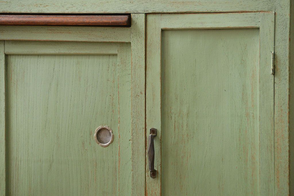 アンティーク家具　アンティークペイント　小振りな食器棚