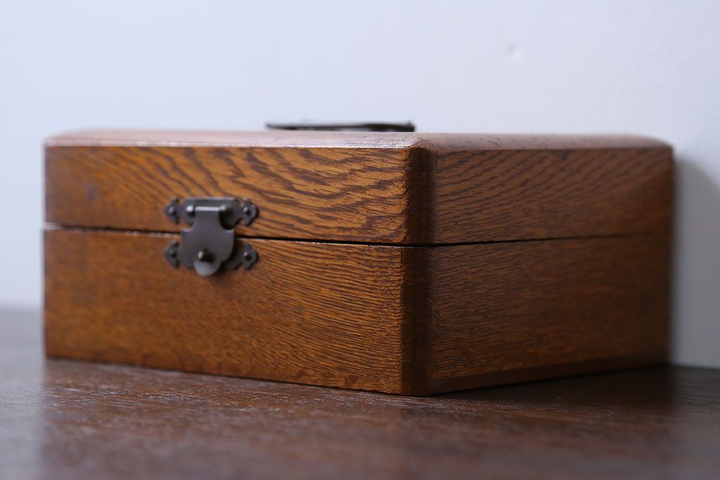 アンティーク雑貨　アンティーク　ナラ材　小さな収納箱
