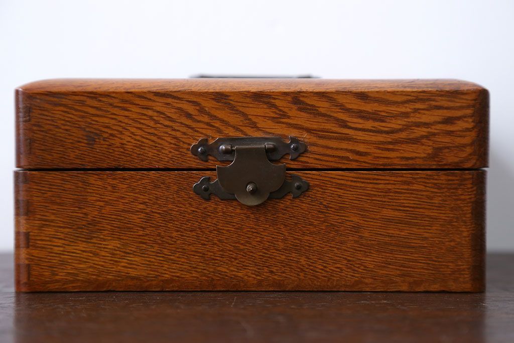 アンティーク雑貨　アンティーク　ナラ材　小さな収納箱