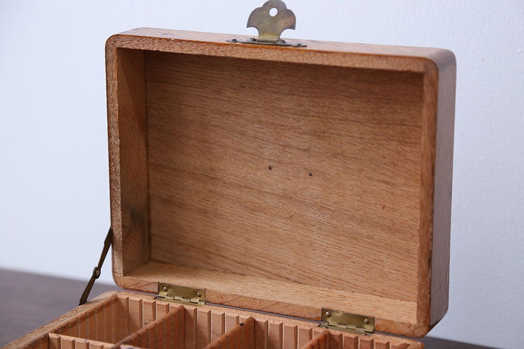 アンティーク雑貨　アンティーク　ナラ材　小さな収納箱