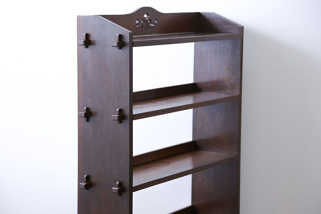 レトロ家具　昭和レトロ　上品な楔(くさび)式本棚