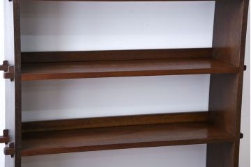 レトロ家具　昭和レトロ　上品な楔(くさび)式本棚