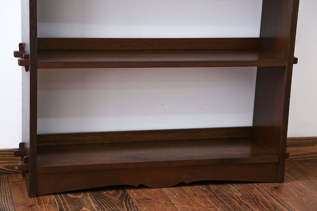 レトロ家具　昭和レトロ　上品な楔(くさび)式本棚