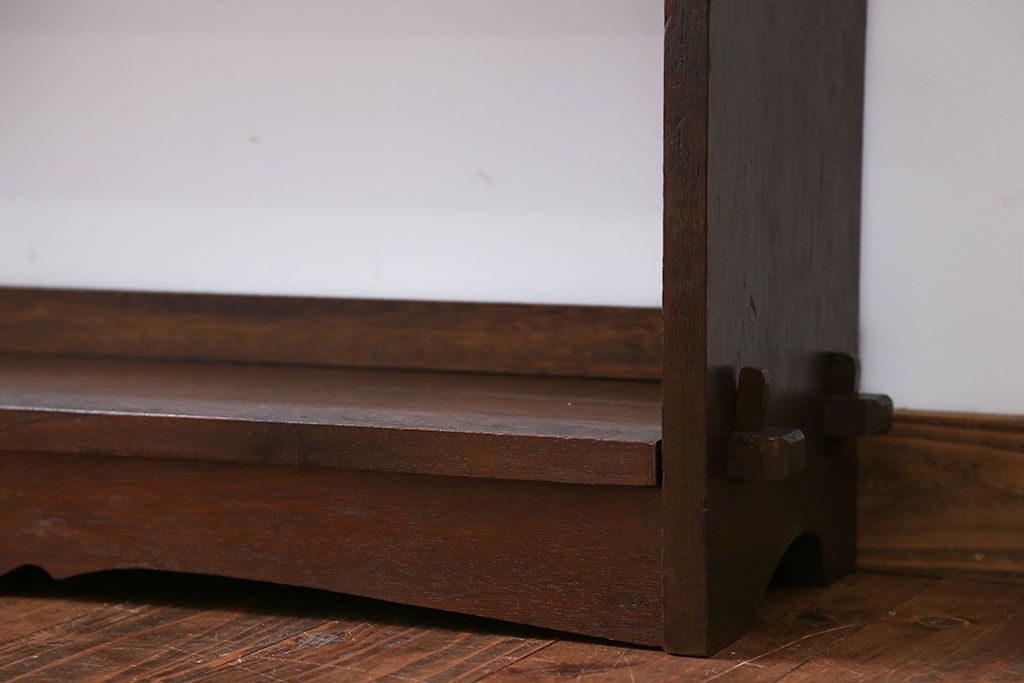 レトロ家具　昭和レトロ　上品な楔(くさび)式本棚