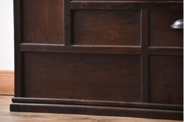 アンティーク家具　三方栗材　変わり型　上品な三段重ね箪笥