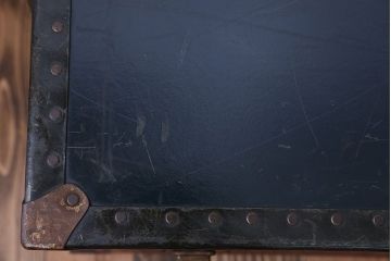 アンティーク家具　イギリスアンティーク　トランクセンターテーブル