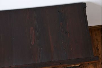 アンティーク家具　アンティーク　味わい深い鉄脚戸棚