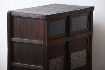 アンティーク家具　アンティーク　鉄脚付きガラス戸棚