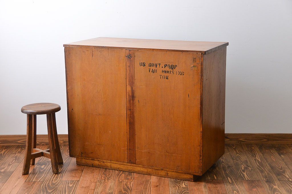 ヴィンテージ家具　USビンテージ　チェスト