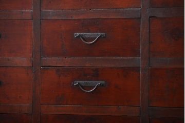 アンティーク家具　古民具・骨董　漆の質感が味わい深い水屋箪笥サイドボード