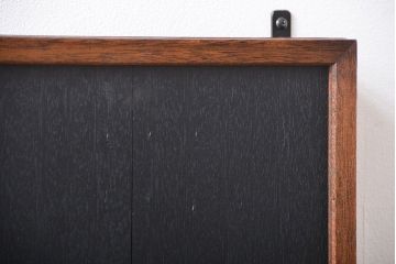 アンティーク家具　アンティーク　黒板付き　壁掛け戸棚