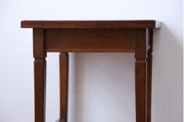 アンティーク家具　アンティーク　ナラ材のサイドテーブル