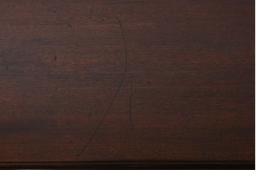 アンティーク家具　イギリスアンティーク　マホガニー材　上品なデスク