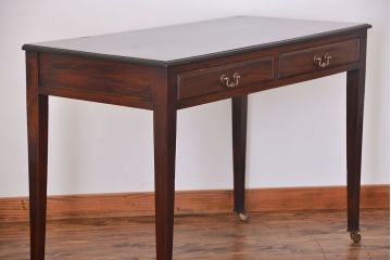 アンティーク家具　イギリスアンティーク　マホガニー材　上品なデスク