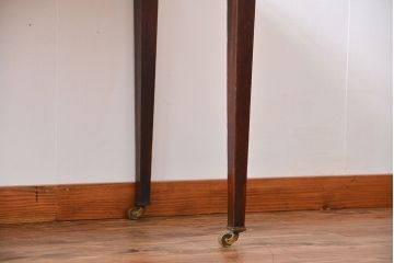 アンティーク家具　イギリスアンティーク　マホガニー材　上品なデスク