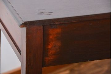 アンティーク家具　イギリスアンティーク　マホガニー材　上品なデスク