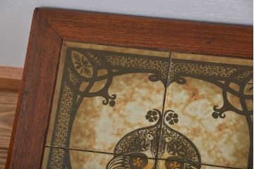 ヴィンテージ家具　北欧ビンテージ　デンマーク製　タイルテーブル