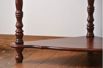 アンティーク家具　イギリスアンティーク　コーナーラック