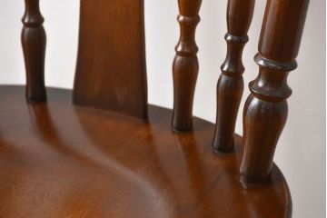 中古　飛騨産業　キツツキマーク　コームバックチェア
