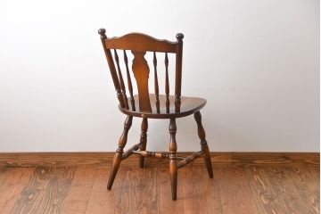 中古　飛騨産業　キツツキマーク　コームバックチェア