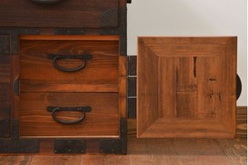 アンティーク家具　古民具・骨董　時代箪笥ローボード(2)