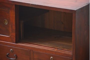 アンティーク家具　古民具・骨董　前面欅材!漆塗り時代箪笥ローボード(1)