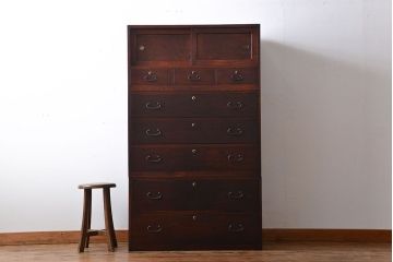 アンティーク家具　古民具・骨董　前面欅材!漆塗り時代箪笥(2)