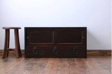 アンティーク家具　古民具・骨董　味わい深い衣装箪笥