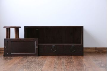 アンティーク家具　古民具・骨董　味わい深い衣装箪笥