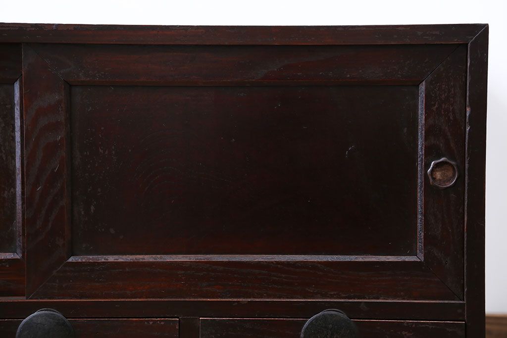 アンティーク家具　古民具・骨董　味わい深い衣装箪笥