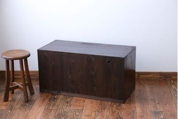 アンティーク家具　古民具・骨董　味わい深い衣装箪笥