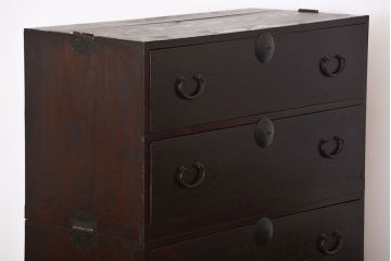 アンティーク家具　古民具・骨董　シックな衣装箪笥