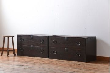 アンティーク家具　古民具・骨董　シックな衣装箪笥