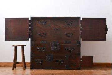 アンティーク家具　古民具・骨董　総欅材!観音開き重ね時代箪笥