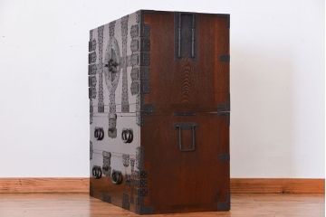 アンティーク家具　古民具・骨董　総欅材!観音開き重ね時代箪笥