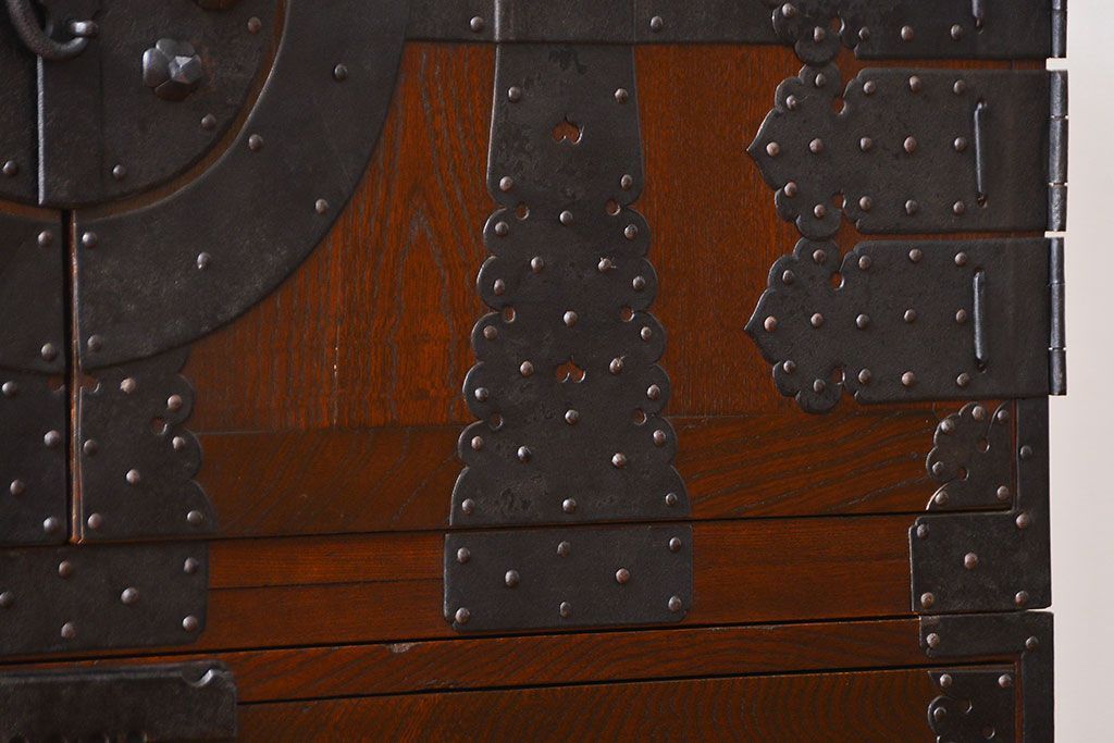 アンティーク家具　古民具・骨董　総欅材!観音開き重ね時代箪笥