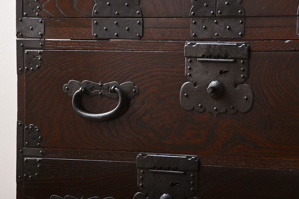 アンティーク家具　古民具・骨董　総欅材!観音開き重ね時代箪笥